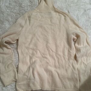 Cream cashmere sweater